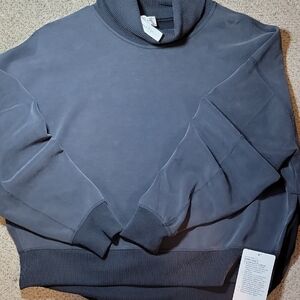 Lululemon Woman's Gray Softstreme Turtleneck Pullover